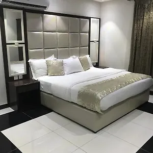 ruoof-furnished-units-apartment.hotelsriyadh.net/